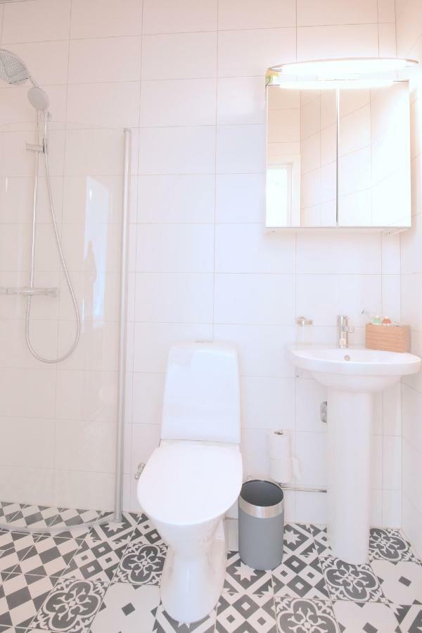 Lysekil City Rooms & Suites ภายนอก รูปภาพ